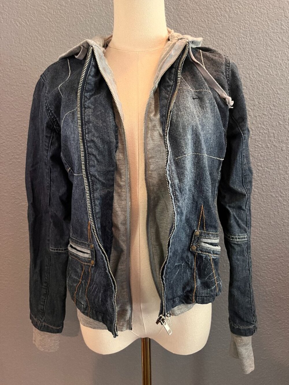 WOMENS BUFFALO DAVID BITTON MONITOR DENIM FULL ZIP JACKET WITH INTERIOR HOODIE M
